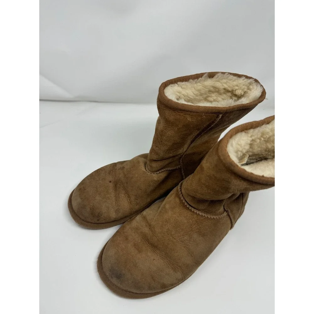 UGG Australia‎ Classic Short 5825 Brown Suede Leather Shearling Winter Boots W6